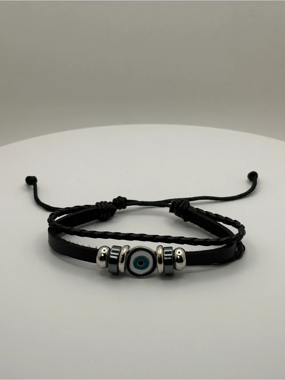 🧿 Classic Evil Eye Adjustable Black Bracelet